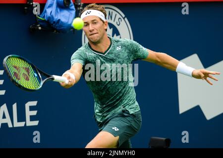 Montreal, Quebec, Kanada. 12. August 2022. CASPER RUUD aus Norwegen bei seinem Viertelfinale beim Tennisturnier National Bank Open in Montreal, Kanada. (Bild: © Christopher Levy/ZUMA Press Wire) Bild: ZUMA Press, Inc./Alamy Live News Stockfoto