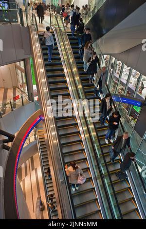 Interior Hikarie Commercial Tower Shibuya Tokyo Japan Stockfoto