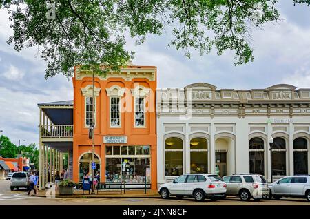 Square Books ist am 31. Mai 2015 in Oxford, Mississippi, abgebildet. Die familiengeführte Buchhandlung wurde 1979 von Richard und Lisa Howorth gegründet. Stockfoto