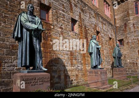 Bronzestatuen, von rechts Denkmal zu Ehren von Kaiser Wilhelm I. König von Preußen, riedrich Wilhelm IV. König von Preußen, Friedrich Wilhelm III. König von Preußen Stockfoto