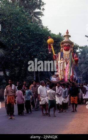 Hanuman Chariot in Bharani Festival, Chettikulangara in der Nähe Alappuzha Alleppey, Kerala, Südindien, Indien, Asien Stockfoto