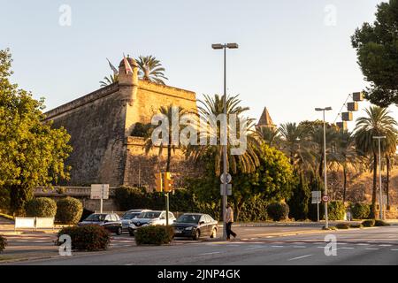 Palma de Mallorca, Spanien. Mauern und Mauern der Baluard de Sant Pere (St. Peter Bastion), eine moderne Kunst und ehemalige Festung Stockfoto