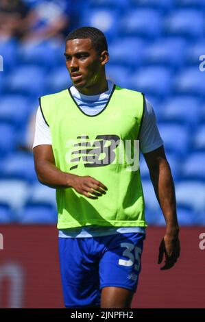 Cardiff, Großbritannien. 13. August 2022. Andy Rinomhota #35 von Cardiff City in Cardiff, Vereinigtes Königreich am 8/13/2022. (Foto von Mike Jones/News Images/Sipa USA) Quelle: SIPA USA/Alamy Live News Stockfoto