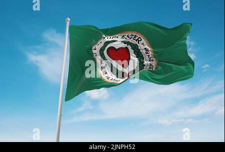 Offizielle Flagge von Worcester, Massachusetts Unbanden Staaten von Amerika bei bewölktem Himmel Hintergrund bei Sonnenuntergang, Panoramablick. USA Reisen und patriotische Konzept. Stockfoto