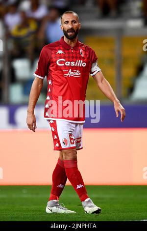 Parma, Italien. 12. August 2022. Valerio Di Cesare vom SSC Bari in Aktion während des Fußballspiels der Serie B zwischen Parma Calcio und SSC Bari. Kredit: Nicolò Campo/Alamy Live Nachrichten Stockfoto