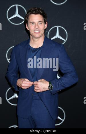 Long Beach, USA. 12. August 2022. LOS ANGELES - 12. AUGUST: James Marsden bei der Eröffnung des Mercedes-Benz Classic Centers im Mercedes-Benz Classic Center am 12. August 2022 in Long Beach, CA (Foto von Katrina Jordan/Sipa USA) Quelle: SIPA USA/Alamy Live News Stockfoto