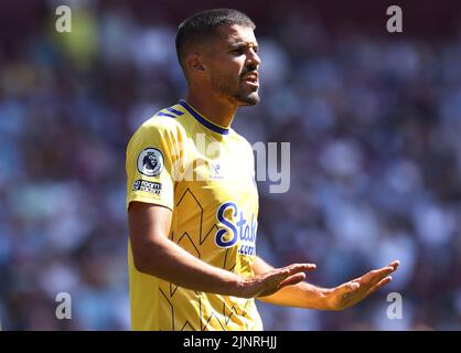 Birmingham, England, 13.. August 2022. Conor Coady von Everton während des Spiels in der Premier League in Villa Park, Birmingham. Bildnachweis sollte lauten: Darren Staples / Sportimage Stockfoto