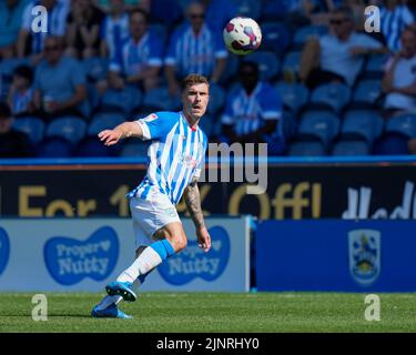 Huddersfield, Großbritannien. 13. August 2022. Josh Ruffels #14 von Huddersfield Town in Huddersfield, Vereinigtes Königreich am 8/13/2022. (Foto von Steve Flynn/News Images/Sipa USA) Quelle: SIPA USA/Alamy Live News Stockfoto