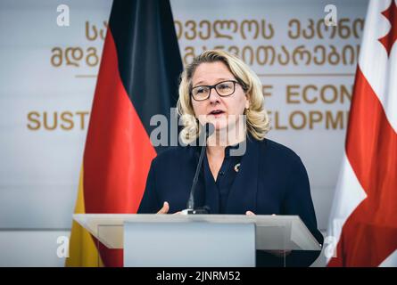 Tiflis, Georgien. 30.. Juni 2022. Bundesentwicklungsministerin Svenja Schulze (SPD) bei einer Pressekonferenz. Tiflis, 06/29/2022. Kredit: dpa/Alamy Live Nachrichten Stockfoto