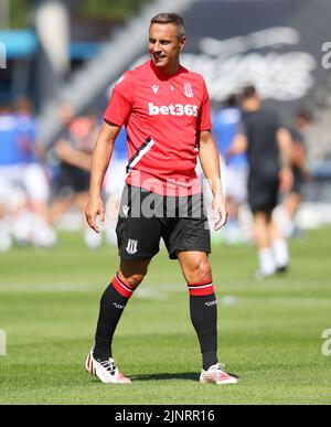 Huddersfield, England, 13.. August 2022. Phil Jagielka von Stoke City während des Sky Bet Championship-Spiels im John Smith's Stadium, Huddersfield. Bildnachweis sollte lauten: Lexy Ilsley / Sportimage Stockfoto