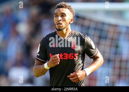 Huddersfield, England, 13.. August 2022. Jacob Brown von Stoke City während des Sky Bet Championship-Spiels im John Smith's Stadium, Huddersfield. Bildnachweis sollte lauten: Lexy Ilsley / Sportimage Stockfoto