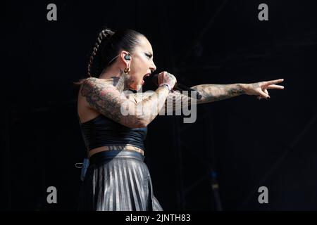 Catton Park, Großbritannien, 13. August 2022, Jinjer tritt auf der Hauptbühne beim Bloodstock Open Air Festival auf. Kredit: Will Tudor/Alamy Live Nachrichten Stockfoto