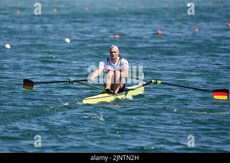 München, Deutschland. 11. August 2022. Oliver ZEIDLER (GER), Action, einer der Männer, Männer Single Sculls, Rudern, Rudern, Rudern Regatta-Anlage, Olympisches Ragatta Center, Europameisterschaften 2022 am 11.. August 2022 ?SVEN SIMON Fotoagentur GmbH & Co. Pressefoto KG # Prinzessin-Luise- Straße 41 # 45479 M uelheim/R uhr # Tel. 0208/9413250 # Fax. 0208/9413260 # GLS Bank # BLZ 430 609 67 # Konto 4030 025 100 # IBAN DE75 4306 0967 4030 0251 00 # BIC GENODEM1GLS # www.svensimon.net. Kredit: dpa/Alamy Live Nachrichten Stockfoto