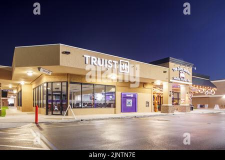 Hallandale Beach, FL, USA - 4. August 2022: Truist Bank Hallandale Beach FL Stockfoto