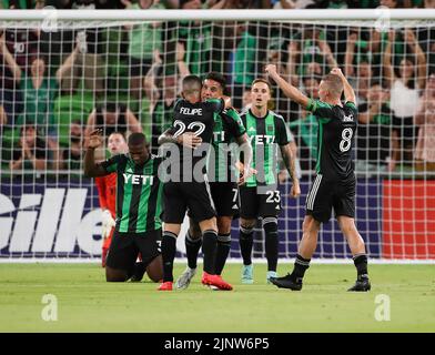 Austin, Texas, USA. 13. August 2022. Der FC Austin feiert am 13. August 2022 in Austin, Texas, einen Sieg von hinten über das Sporting Kansas City im Jahr 4-3 in der Verlängerung eines Fußballspiels der Major League. (Bild: © Scott Coleman/ZUMA Press Wire) Stockfoto