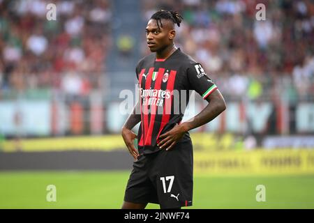 Florenz, Italien. 14. August 2022. Rafael Leao während des ACF Fiorentina vs US Cremonese, italienische Fußballserie Ein Spiel in Florenz, Italien, August 14 2022 Quelle: Independent Photo Agency/Alamy Live News Stockfoto