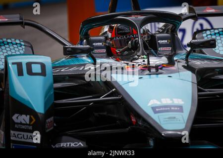 10 NATO Norman (Fra), Jaguar TCS Racing, Jaguar I-Type 5, Aktion während des Seoul ePrix 2022, 10. Treffen der ABB FIA Formel-E-Weltmeisterschaft 2021-22, auf dem Seoul Street Circuit vom 12. Bis 14. August in Seoul, Südkorea - Foto: Julien Delfosse/DPPI/LiveMedia Stockfoto