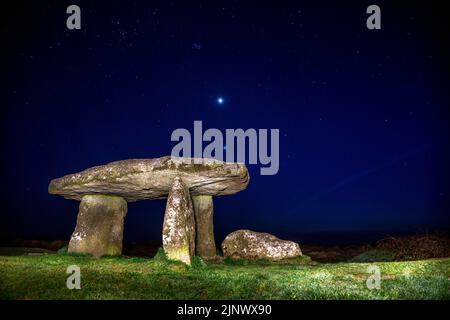 Lanyon Quoit; nachts; Cornwall; Großbritannien Stockfoto