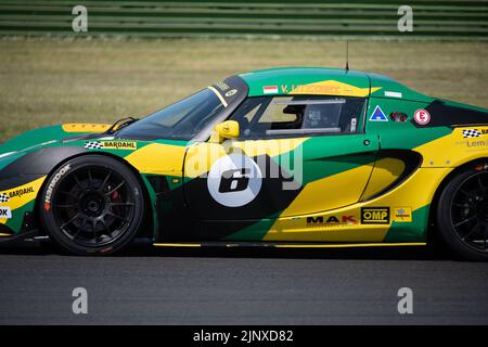 Rennwagen Lotus Elise Nahaufnahme des Motorsports auf der Rennstrecke. Vallelunga, Italien. April 30 2022, Rennwochenende Stockfoto