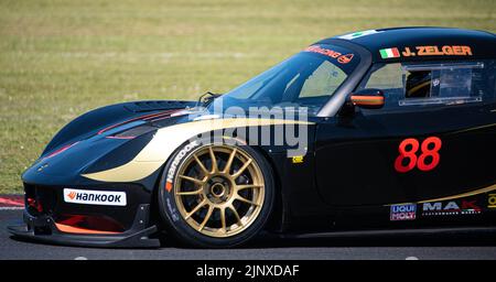 Rennwagen Lotus Elise Nahaufnahme des Motorsports auf der Rennstrecke. Vallelunga, Italien. April 30 2022, Rennwochenende Stockfoto