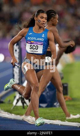 Nicole Yeargin aus Schottland, die am 7.. August 2 im Alexander Stadium, Birmingham, England, beim 4x400-m-Finale der Frauen bei den Commonwealth Games antritt Stockfoto