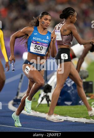 Nicole Yeargin aus Schottland, die am 7.. August 2 im Alexander Stadium, Birmingham, England, beim 4x400-m-Finale der Frauen bei den Commonwealth Games antritt Stockfoto