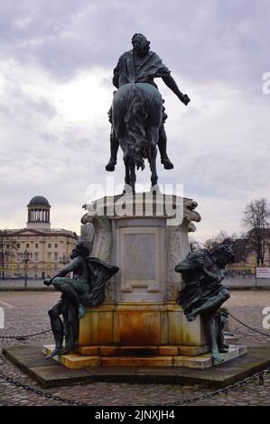 Berlin, Deutschland: Schloss Charlottenburg und die Statue von Friedrich Wilhelm Stockfoto