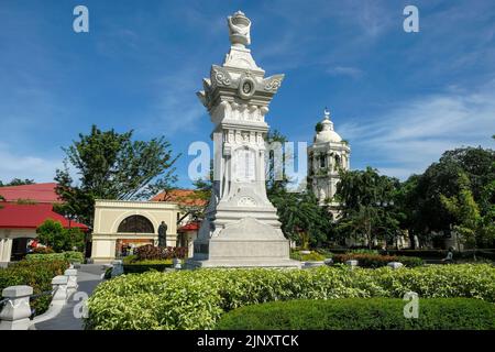 Vigan, Philippinen - 2022. August: Detail des Burgos-Platzes in Vigan am 6. August 2022 in Vigan, Luzon, Philippinen. Stockfoto