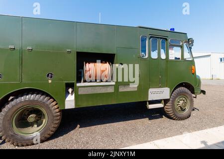 Bedford RLHZ Selbstfahrende Pumpe Green Goddess Feuerwehrmotor gebaut 1953 und 1956 SYH 483 im North East Land Sea & Air Museum Stockfoto