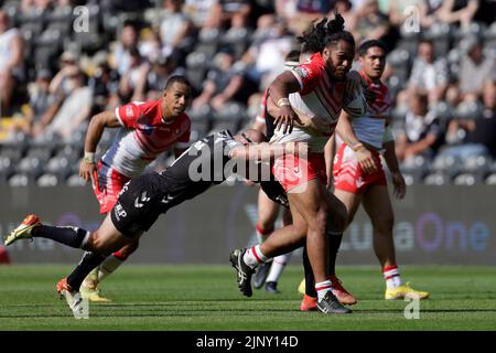 Saint Helens Agnatius Paasi in Aktion beim Spiel der Betfred Super League im MKM Stadium, Kingston upon Hull. Bilddatum: Sonntag, 14. August 2022. Stockfoto