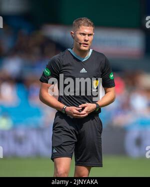 Kilmarnock, Schottland, Großbritannien. 14.. August 2022; The BBSP Stadium Rugby Park, Kilmarnock, Schottland: Schottischer Premier League-Fußball, Kilmarnock FC gegen Celtic: Schiedsrichter David Dickinson Kredit: Action Plus Sports Images/Alamy Live News Stockfoto