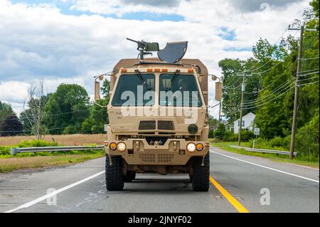 Dalton, Massachusetts. 13.. August 2022. Treffen zum Gedenken an den tragischen Absturz des Fliegers Douglas C-53 von Screaming Eagles vor 80 Jahren. Stockfoto