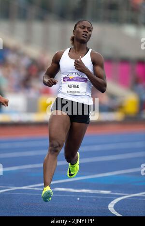 Julien Alfred von St. Lucia, der am 2.. August 2022 bei den Commonwealth Games im Alexander Stadium, Birmingham, England, in den 100m Damen-Läufen antritt Stockfoto