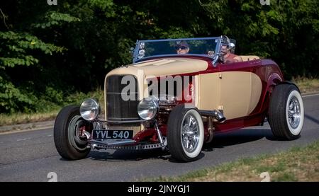 Bunte 1938 5700 ccm Chevrolet Hot Rod Stockfoto