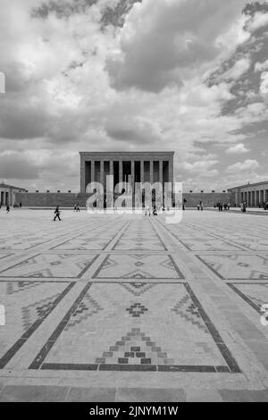 Anitkabir in Ankara. Monochromes Foto von Anitkabir. 10 kasim oder 10.. november Gedenktag von Atatürk Hintergrund senkrechtes Foto. Ankara Türkei - 5,16. Stockfoto