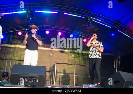 Chester, Großbritannien. 13. August 2022. Die Obertöne, Artists Perform for Chester Pride 10. Anniversary (Terry Scott/SPP) Credit: SPP Sport Press Photo. /Alamy Live News Stockfoto