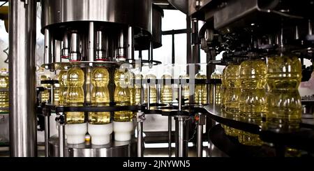 Fabrik für die Herstellung von Speiseölen. Flacher DOFF. Ukraine Stockfoto