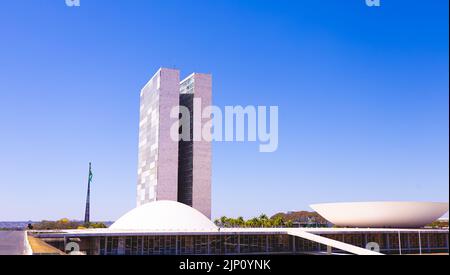 Brasilia, Federal District - Brasilien. 14. August 2022. Der Nationalkongress von Brasilien. Gebäude entworfen von Oscar niemeyer. Stockfoto