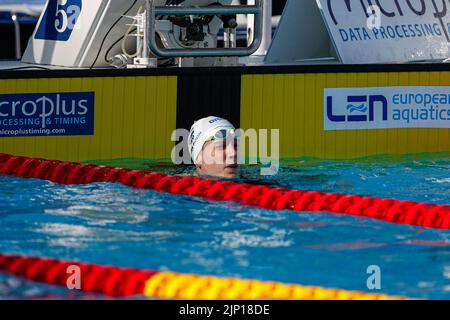 Rom, Italien. 15. August 2022. ROM, ITALIEN - 15. AUGUST: Valerie van Roon aus den Niederlanden während der Frauen-Kür 50m beim European Aquatics Roma 2022 im Stadio del Nuoto am 15. August 2022 in Rom, Italien (Foto von Nikola Krstic/Orange Picles) NOCNSF Credit: Orange Pics BV/Alamy Live News Stockfoto