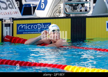 Rom, Italien. 15. August 2022. ROM, ITALIEN - 15. AUGUST: Valerie van Roon aus den Niederlanden während der Frauen-Kür 50m beim European Aquatics Roma 2022 im Stadio del Nuoto am 15. August 2022 in Rom, Italien (Foto von Nikola Krstic/Orange Picles) NOCNSF Credit: Orange Pics BV/Alamy Live News Stockfoto