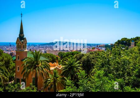 Blick auf die Stadt Barcelona vom Park Güell, Spanien Stockfoto