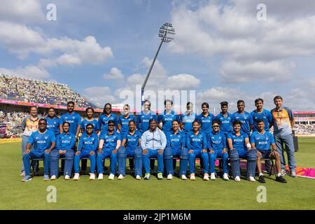 06-8-22 - das Women’s Indian Cricket Team auf dem Edgbaston Cricket Ground während der Commonwealth Games 2022 in Birmingham. Stockfoto