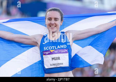 07-8-22 - Laura Muir, Schottland, gewinnt das 1500-Meter-Finale bei den Commonwealth Games 2022 in Birmingham im Alexander Stadium, Birmingham. Stockfoto