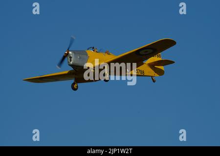 Miles M.14A Magister N3788, (G-AKPF, im RAF Valley, Anglesey, Nordwales, Stockfoto