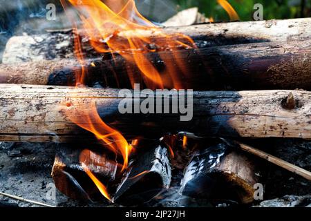 Feuer und heiße Kohle Stockfoto
