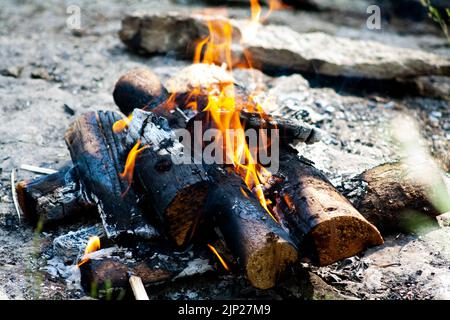 Feuer und heiße Kohle Stockfoto