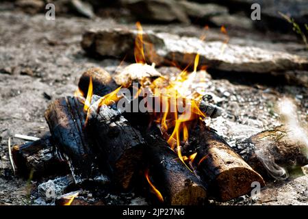 Feuer und heiße Kohle Stockfoto