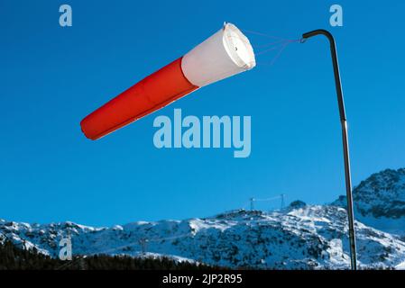 Wind, Windfahne, Wetterfahne, Winde, Windfahne, Wetterschaufeln Stockfoto