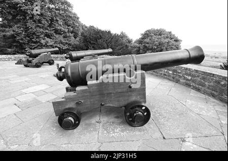 Kanone auf den Wällen einer englischen Artilleriefestung. Stockfoto