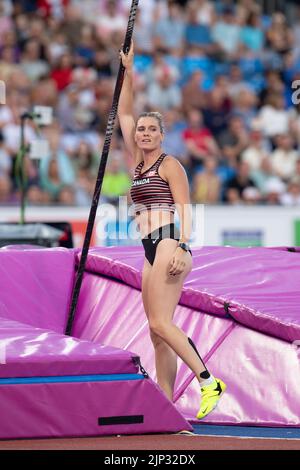 Alysha Newman aus Kanada, der am 2.. August im Alexander Stadium, Birmingham, England, beim Polsprung-Finale der Frauen bei den Commonwealth Games antritt, Stockfoto